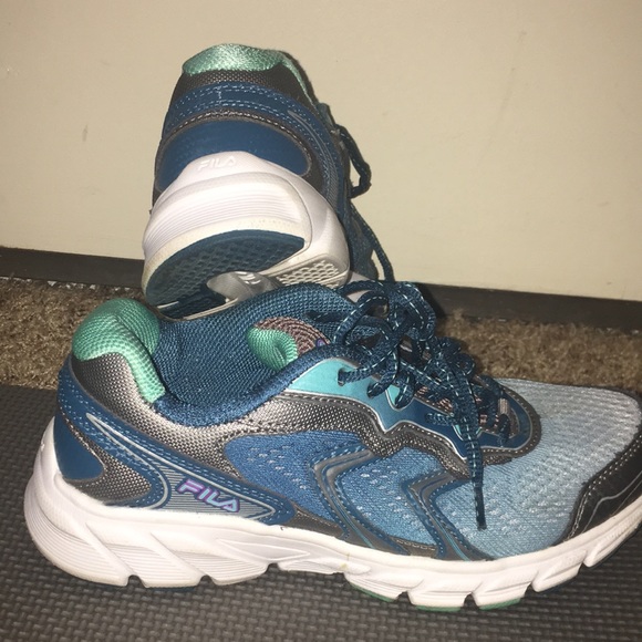 FILA cool Max Sporty tennis shoes - Picture 6 of 7